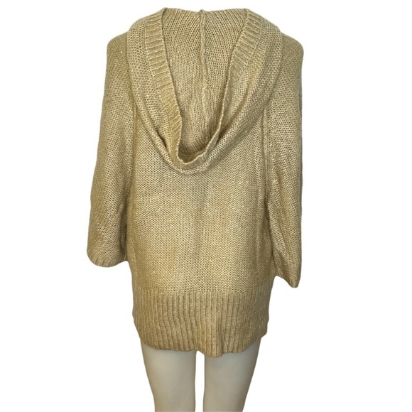 HOODED Cardigan Sweater 🤍 - Picture 2 of 7